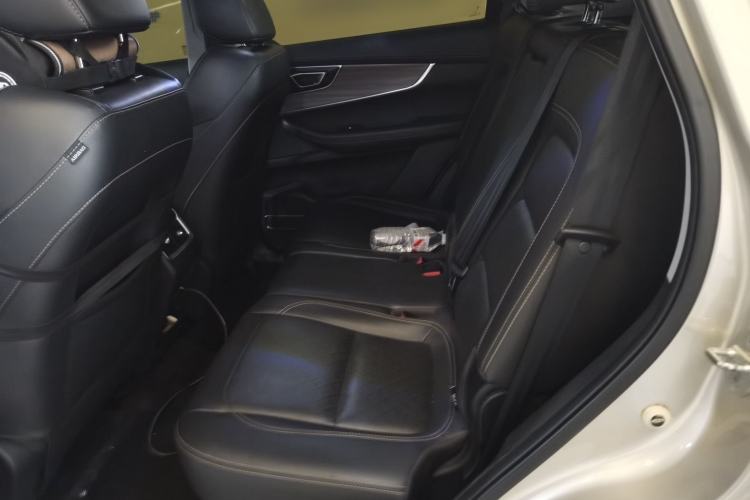 Used Chery Tiggo 8 2019 1.6 TGDI Automatic Luxury Model Interior 4