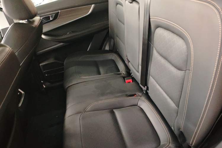 Used Chery Tiggo 8 2019 1.6 TGDI Automatic Luxury Model Interior 4