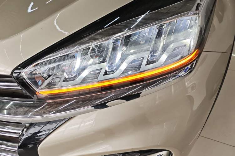 Used Chery Tiggo 8 2019 1.6 TGDI Automatic Luxury Model Left Front Headlight