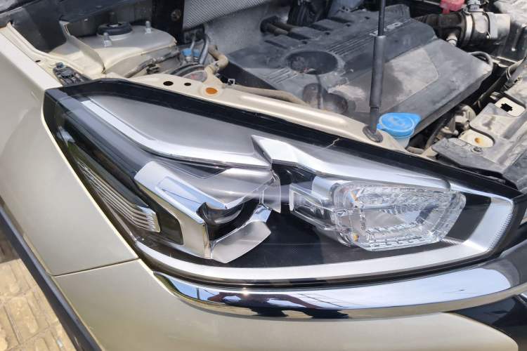 Used Chery Tiggo 8 2019 1.6 TGDI Automatic Fashion Edition Right Front Headlight