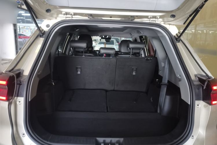 Used Chery Tiggo 8 2019 1.6 TGDI Automatic Luxury Model Trunk