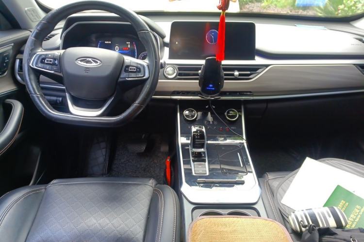 Used Chery Tiggo 8 2019 1.6 TGDI Automatic Luxury Model Center Console