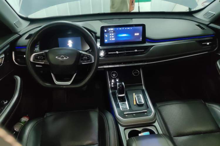 Used Chery Tiggo 8 2019 1.6 TGDI Automatic Elite Model Center Console
