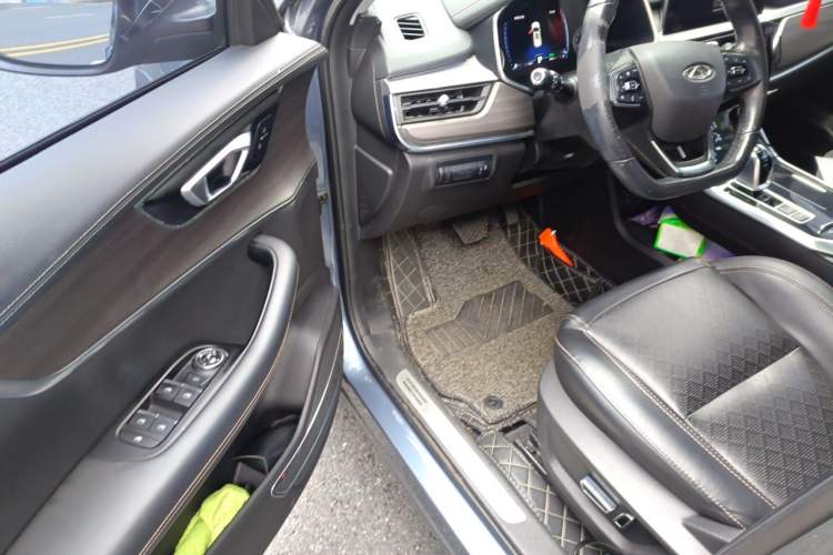 Used Chery Tiggo 8 2019 1.6 TGDI Automatic Luxury Model Driver Seat