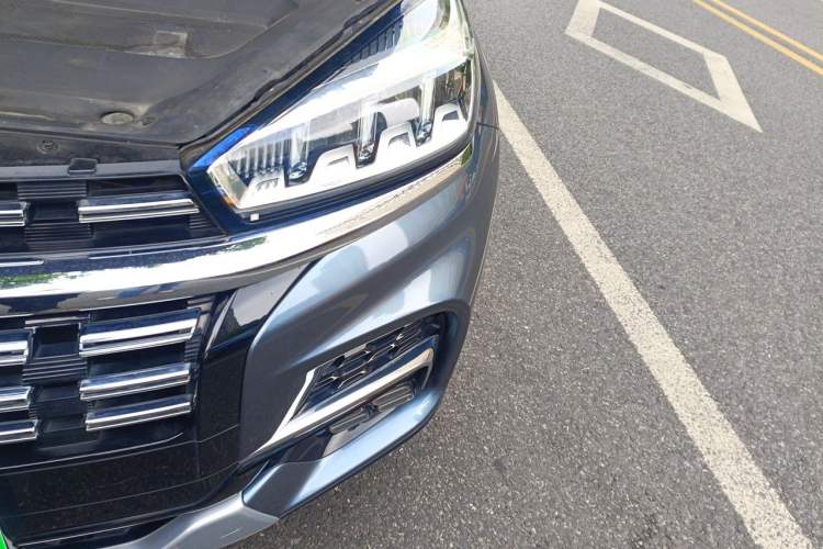 Used Chery Tiggo 8 2019 1.6 TGDI Automatic Luxury Model Engine Bay Left