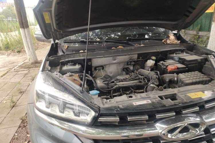 Used Chery Tiggo 8 2019 1.5 TCI Automatic Elite Model Engine Bay Right