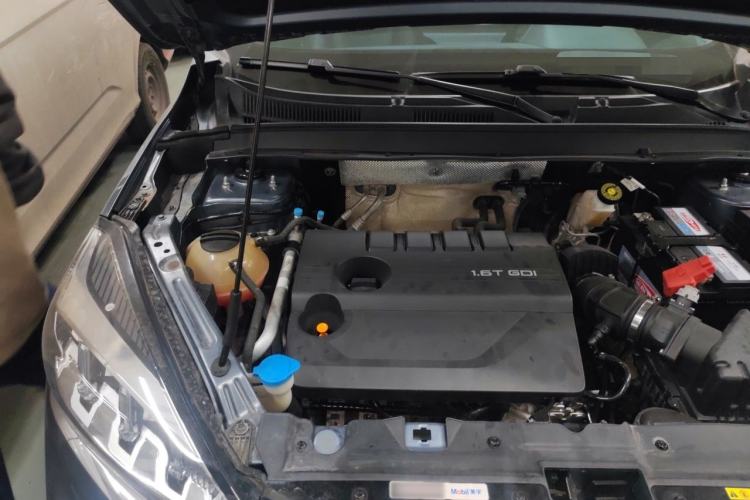 Used Chery Tiggo 8 2019 1.6 TGDI Automatic Elite Model Engine Bay Right