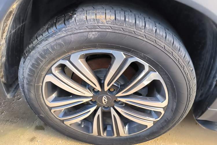 Used Chery Tiggo 8 2019 1.6 TGDI Automatic Fashion Edition Exterior 5