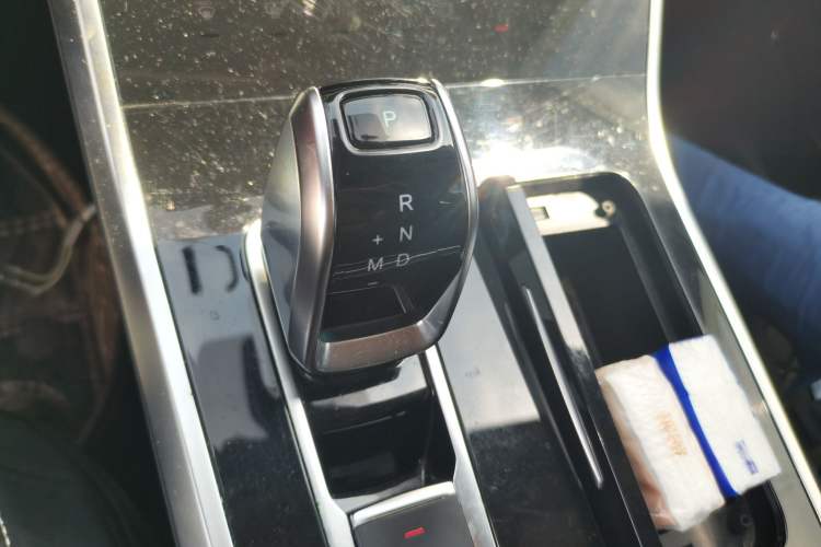 Used Chery Tiggo 8 2019 1.6 TGDI Automatic Elite Model Gear Lever