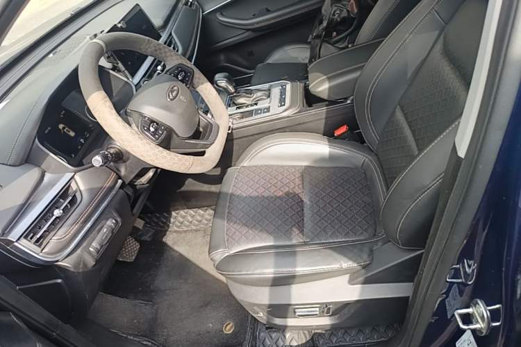 Used Chery Tiggo 8 2019 1.5 TCI Automatic Elite Model Left Front Seat