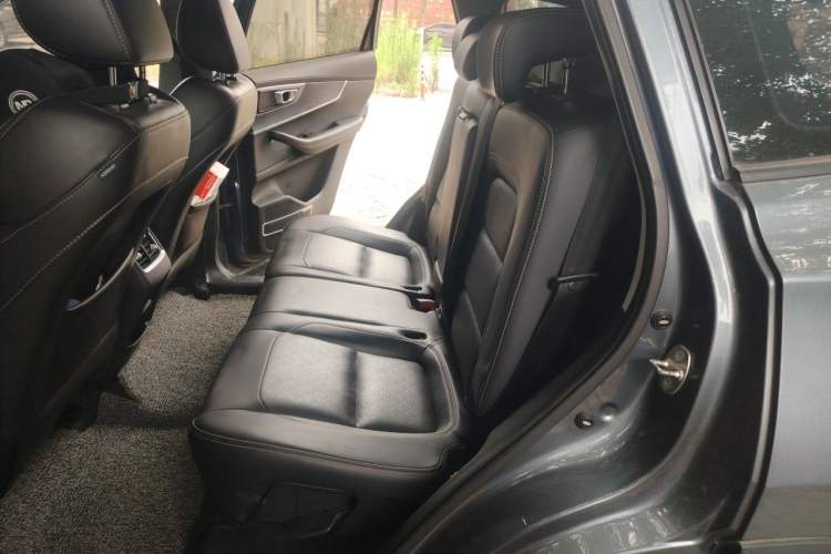 Used Chery Tiggo 8 2019 1.5 TCI Automatic Elite Model Left Rear Seat