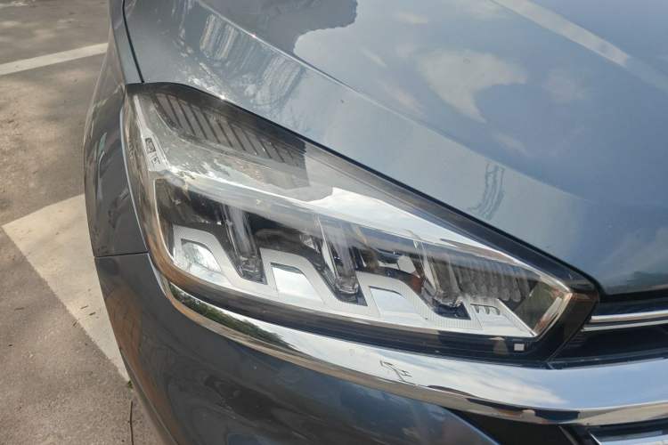 Used Chery Tiggo 8 2019 1.6 TGDI Automatic Elite Model Right Front Headlight
