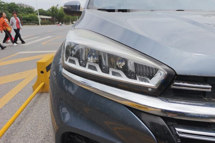 Used Chery Tiggo 8 2019 1.6 TGDI Automatic Elite Model Right Front Headlight