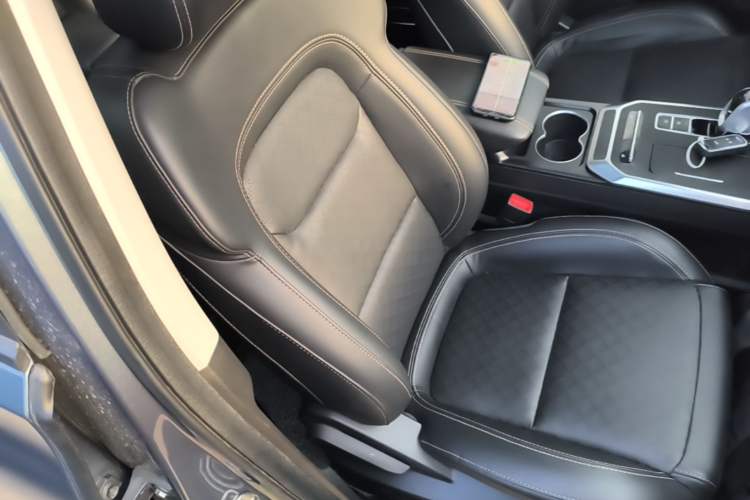 Used Chery Tiggo 8 2019 1.6 TGDI Automatic Fashion Edition Right Front Seat