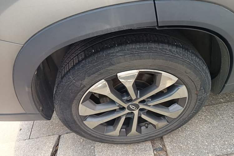 Used Chery Tiggo 8 2019 1.5 TCI Automatic Elite Model Right Rear Wheel Hub