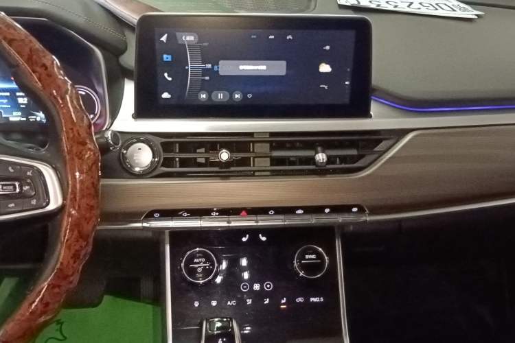 Used Chery Tiggo 8 2019 1.6 TGDI Automatic Luxury Model Audio And AC Panel