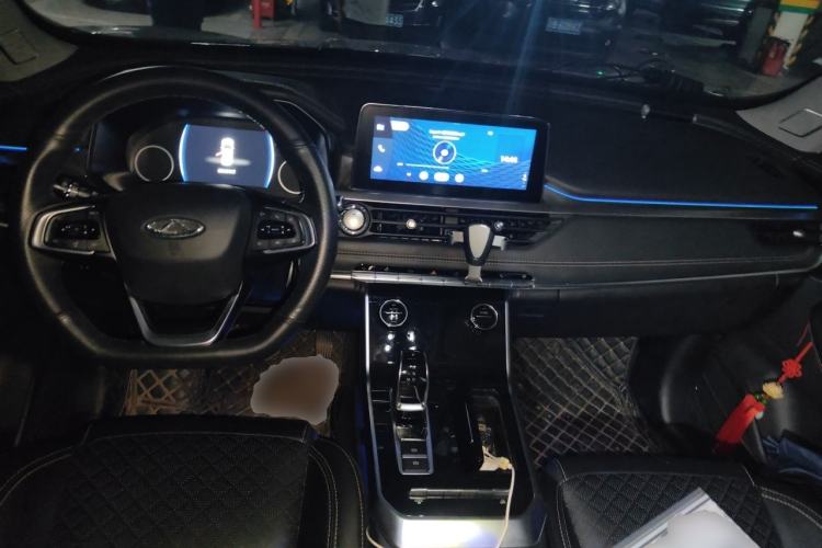Used Chery Tiggo 8 2019 1.6 TGDI Automatic Elite Model Center Console