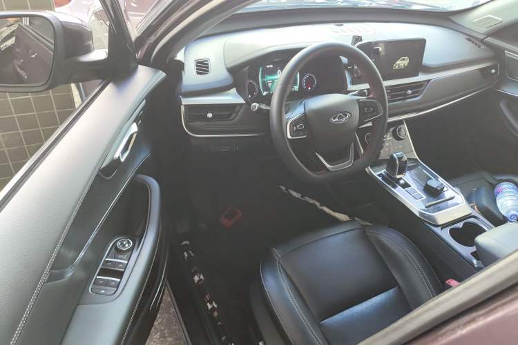Used Chery Tiggo 8 2019 1.6 TGDI Automatic Elite Model Driver Seat