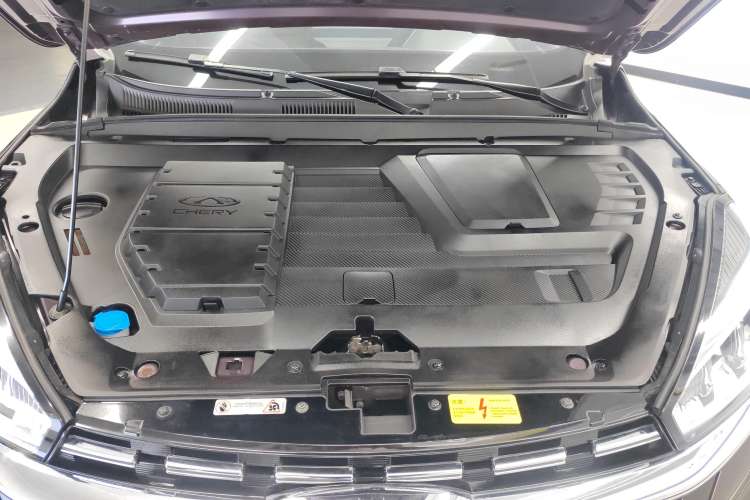 Used Chery Tiggo 8 2019 1.6 TGDI Automatic Luxury Model Engine Bay