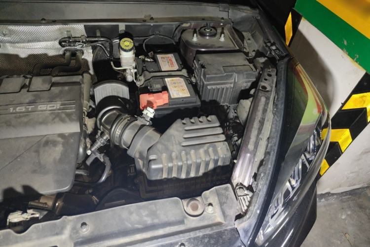 Used Chery Tiggo 8 2019 1.6 TGDI Automatic Elite Model Engine Bay Left