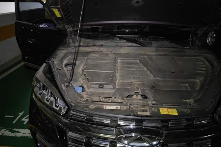 Used Chery Tiggo 8 2019 1.6 TGDI Automatic Luxury Model Engine Bay Right
