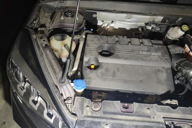 Used Chery Tiggo 8 2019 1.6 TGDI Automatic Elite Model Engine Bay Right