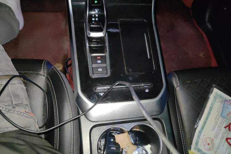 Used Chery Tiggo 8 2019 1.6 TGDI Automatic Elite Model Gear Lever
