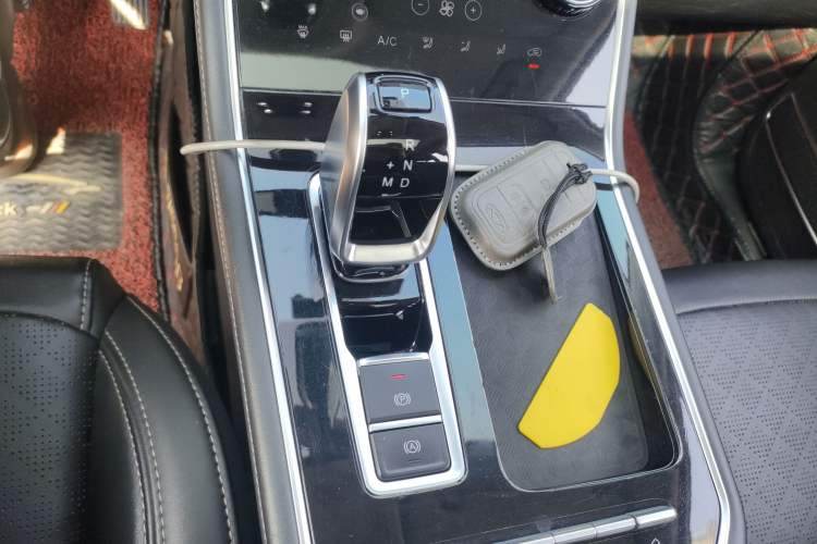Used Chery Tiggo 8 2019 1.6 TGDI Automatic Elite Model Gear Lever