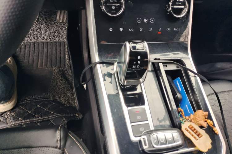 Used Chery Tiggo 8 2019 1.6 TGDI Automatic Luxury Model Gear Lever