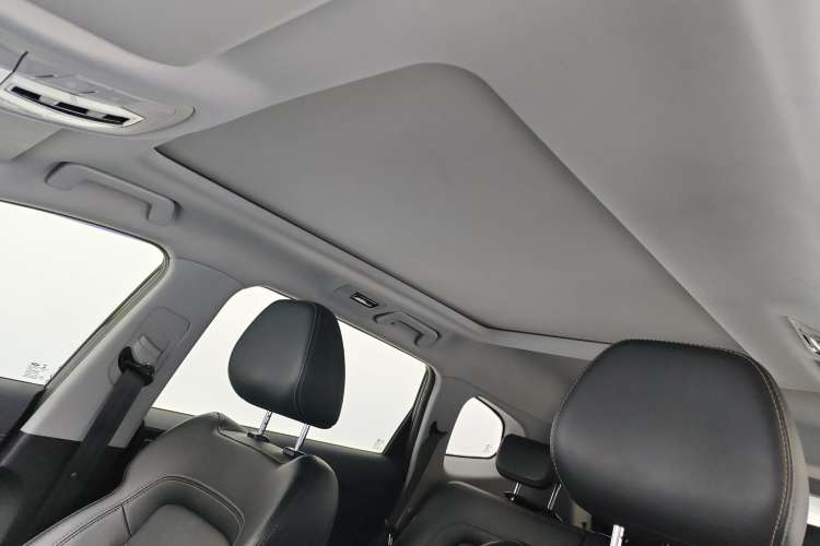 Used Chery Tiggo 8 2019 1.5 TCI Automatic Elite Model Headliner