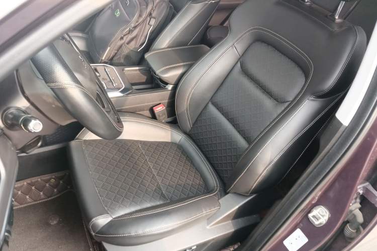 Used Chery Tiggo 8 2019 1.6 TGDI Automatic Luxury Model Left Front Seat