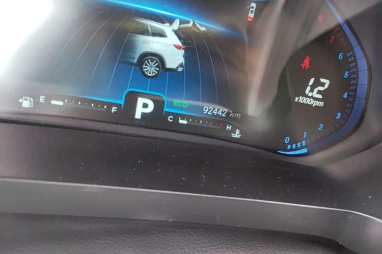 Used Chery Tiggo 8 2019 1.6 TGDI Automatic Elite Model Odometer Close Up
