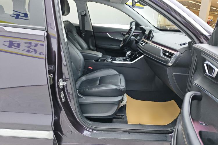 Used Chery Tiggo 8 2019 1.5 TCI Automatic Elite Model Right Front Seat
