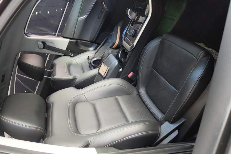Used Chery Tiggo 8 2019 1.6 TGDI Automatic Elite Model Right Front Seat
