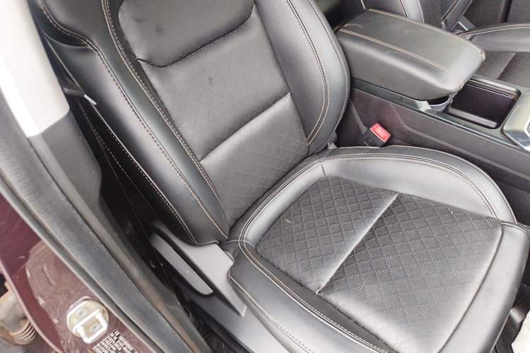 Used Chery Tiggo 8 2019 1.6 TGDI Automatic Fashion Edition Right Front Seat