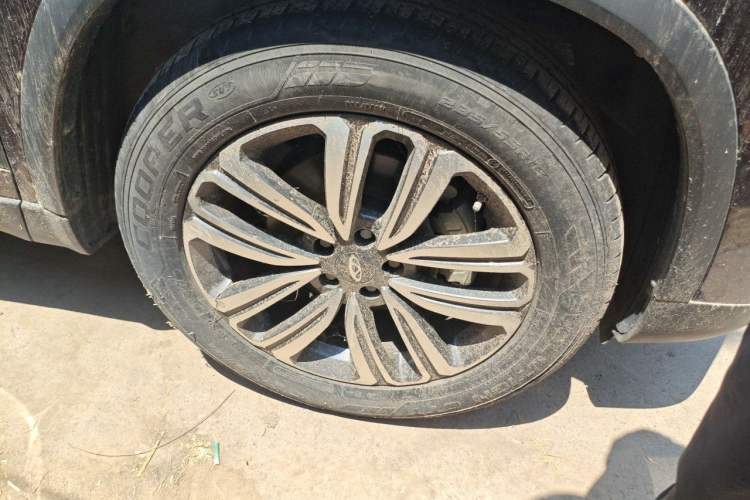 Used Chery Tiggo 8 2019 1.6 TGDI Automatic Luxury Model Right Front Wheel Hub