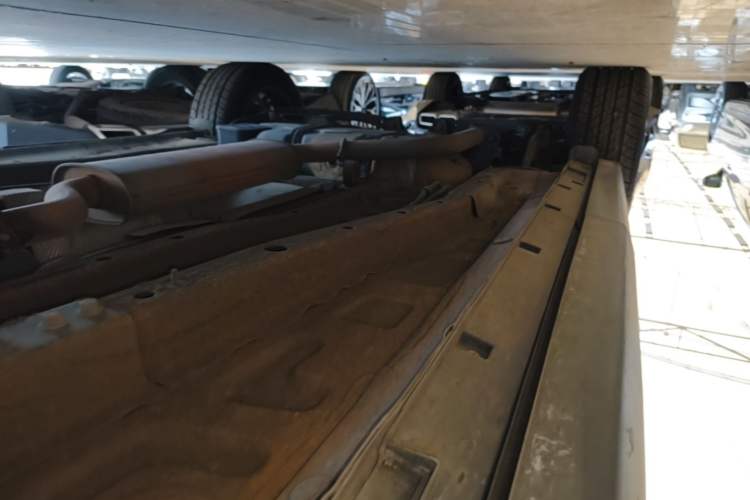 Used Chery Tiggo 8 2019 1.6 TGDI Automatic Elite Model Right Side Sill