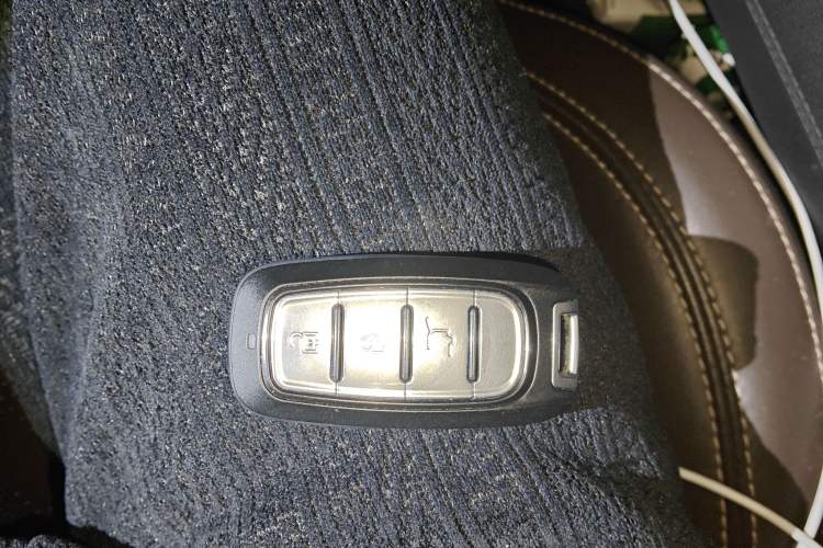 Used Chery Tiggo 8 2019 1.6 TGDI Automatic Prestige Model Vehicle Key