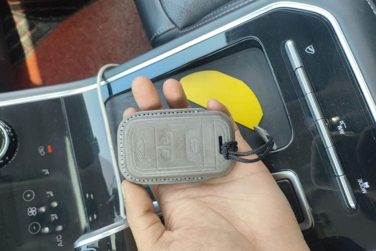 Used Chery Tiggo 8 2019 1.6 TGDI Automatic Elite Model Vehicle Key