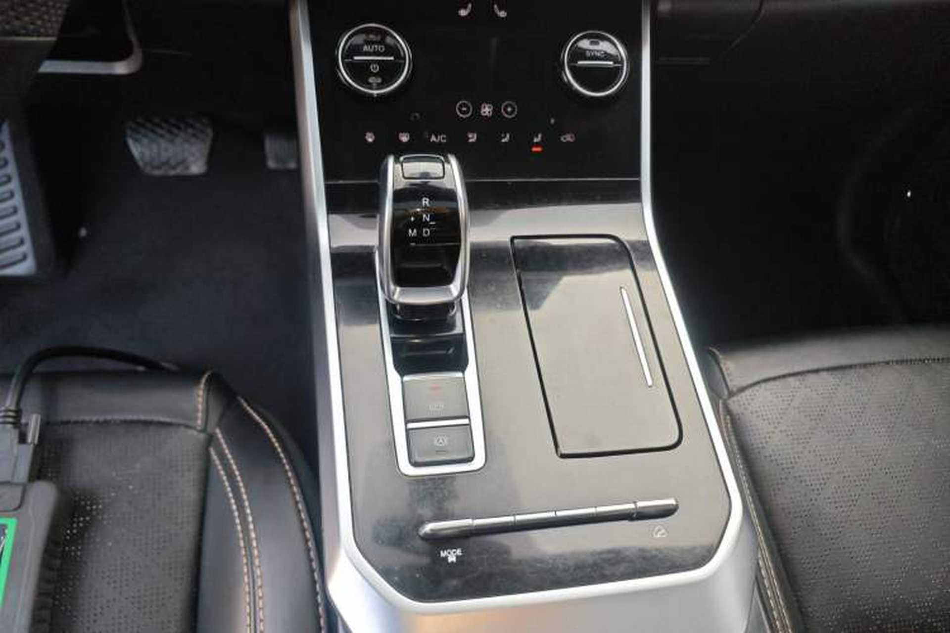 Used Chery Tiggo 8 2019 1.6 TGDI Automatic Elite Model Gear Lever