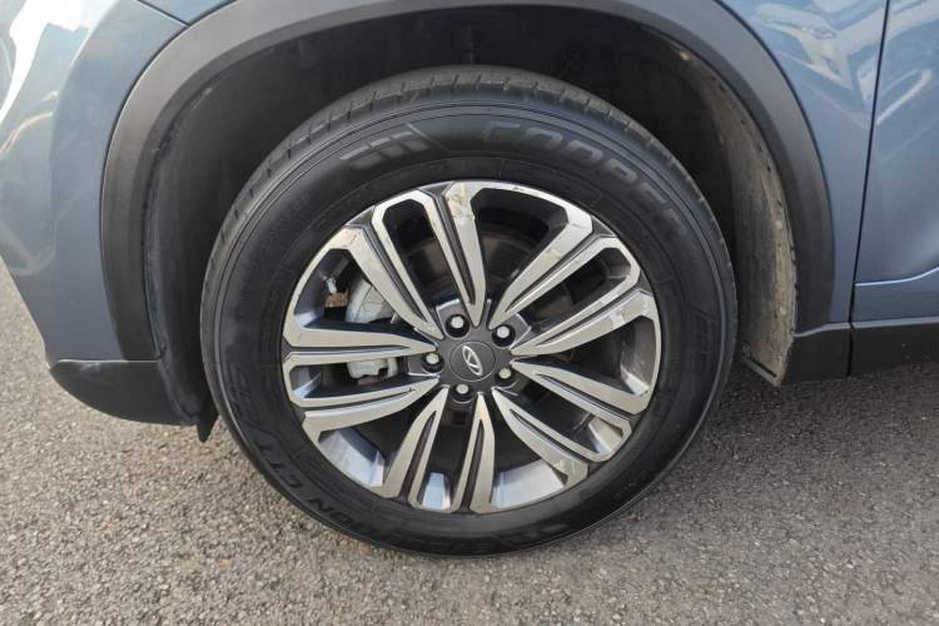 Used Chery Tiggo 8 2019 1.6 TGDI Automatic Elite Model Left Front Wheel Hub
