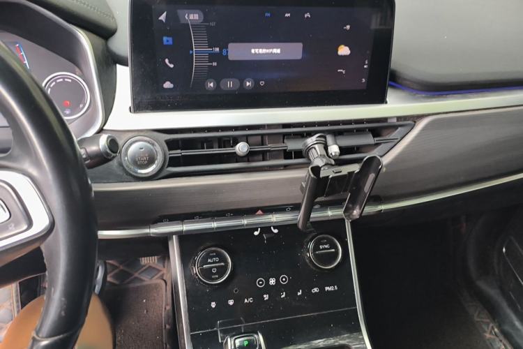 Used Chery Tiggo 8 2019 1.6 TGDI Automatic Luxury Model Audio And AC Panel