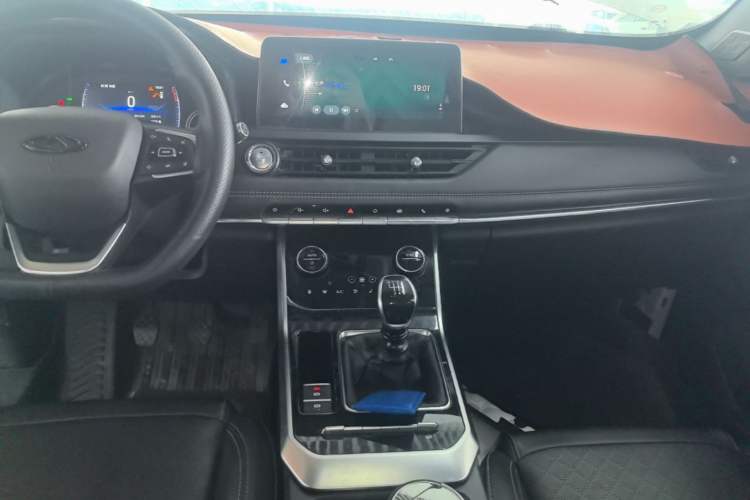 Used Chery Tiggo 8 2019 1.5 TCI Manual Elite Model Audio And AC Panel