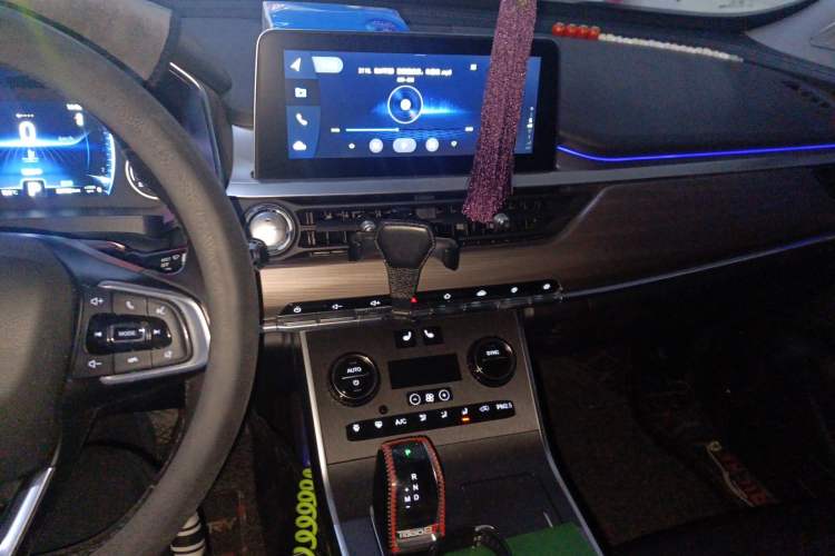 Used Chery Tiggo 8 2019 1.6 TGDI Automatic Luxury Model Audio And AC Panel