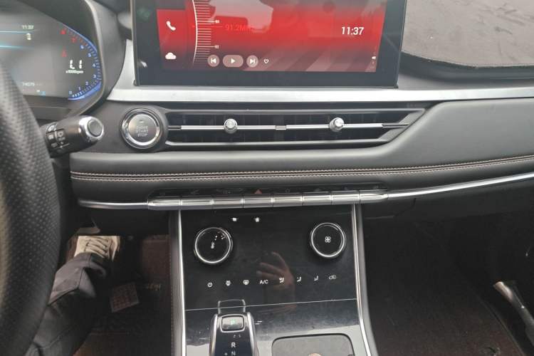 Used Chery Tiggo 8 2019 1.6 TGDI Automatic Fashion Edition Audio And AC Panel