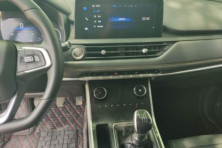 Used Chery Tiggo 8 2019 1.5 TCI Manual Fashion Edition Audio And AC Panel