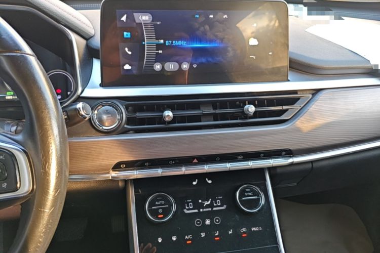 Used Chery Tiggo 8 2019 1.6 TGDI Automatic Luxury Model Audio And AC Panel