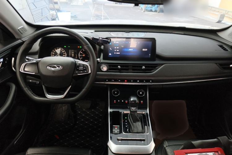 Used Chery Tiggo 8 2019 1.5 TCI Automatic Fashion Model Center Console