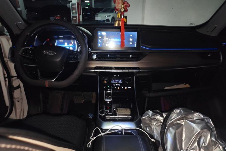 Used Chery Tiggo 8 2019 1.6 TGDI Automatic Luxury Model Center Console