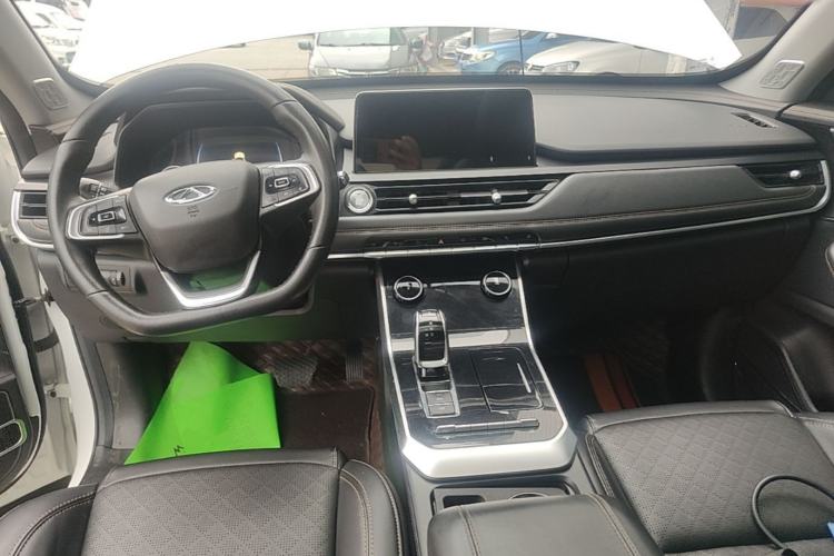 Used Chery Tiggo 8 2019 1.6 TGDI Automatic Fashion Edition Center Console